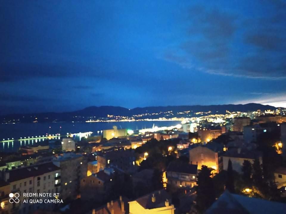 Liburana Apartment Rijeka Exterior photo